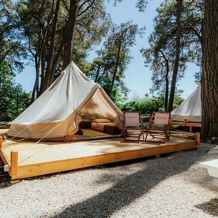Guest house Camp 'dvor' Bell Tent 3*