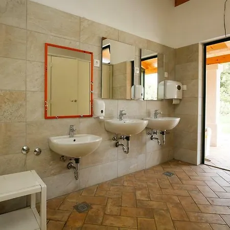 招待所 Camp 'dvor' Bell Tent