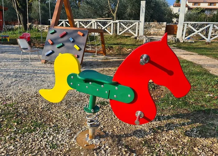 Gostinjska kuća Camp 'dvor' Bell Tent Manjadvorci