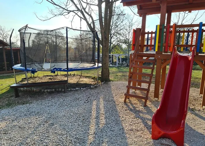 Camp 'dvor' Bell Tent