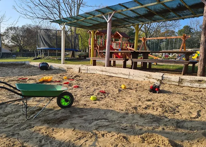 Camp 'dvor' Bell Tent Manjadvorci