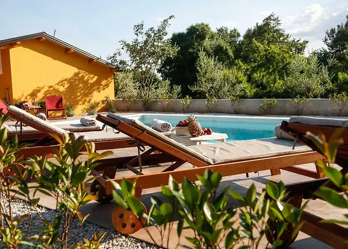 Camp 'dvor' Bell Tent Gostinjska kuća 3*